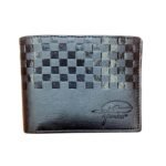 AROMA CLASSIC Genuine Leather Wallet for Men – Smooth Texture, Stylish & Versatile Design, Durable Build, Easy Access for Cards & Cash|Black